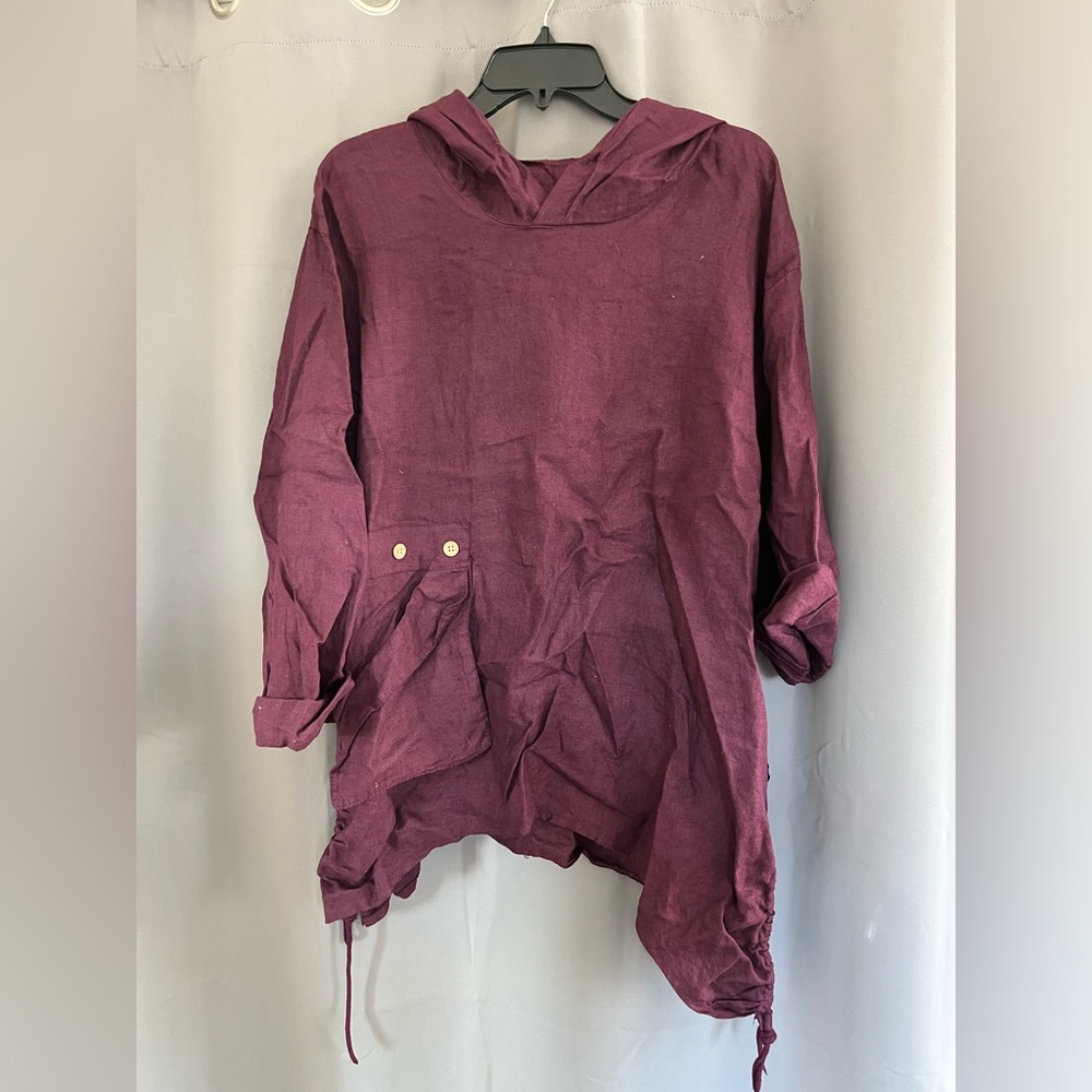 Maroon oversized hooded top